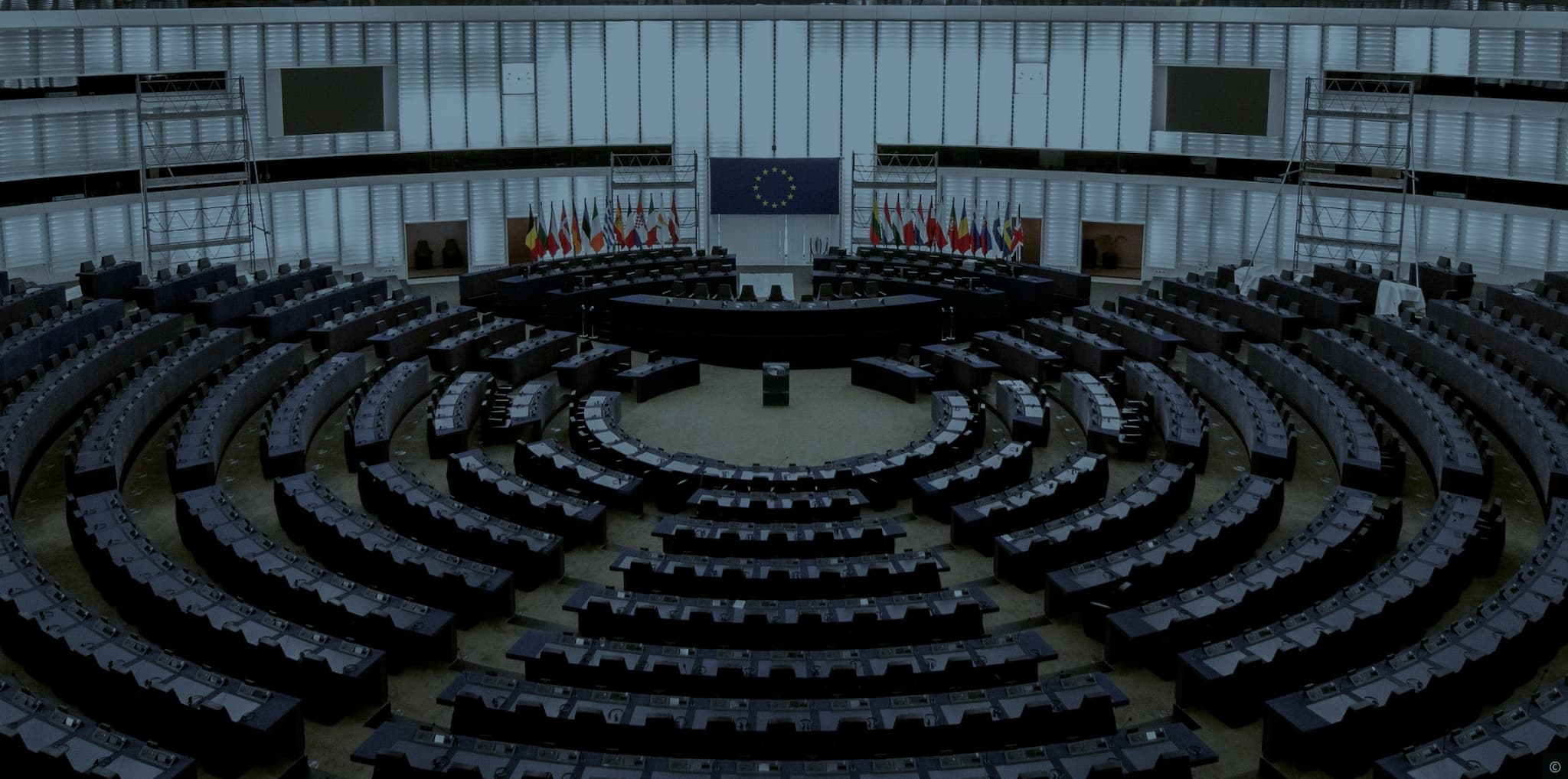 Ein Foto vom leeren Plenarsaal des EU-Parlaments