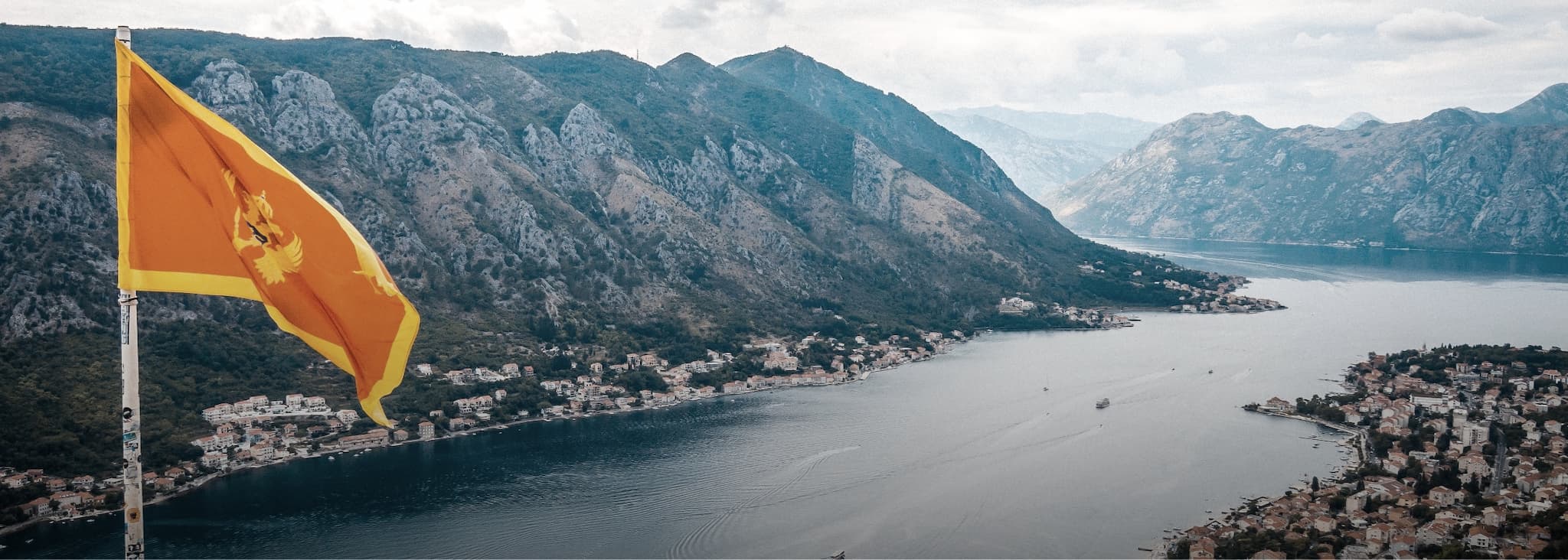 Bild von einem Aussichtspunkt in einer Stadt in Montenegro